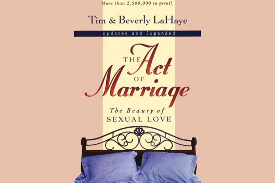 کتاب‌هایی که باید جهت آامادگی برای ازدواج بخوانید